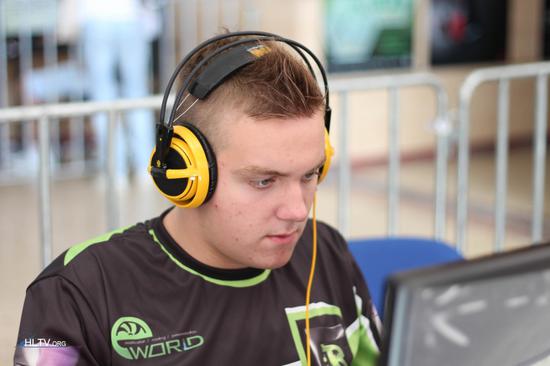 s1mple： ＂最近的比赛很无聊，我在等待一个真正的对手来让我谦卑＂