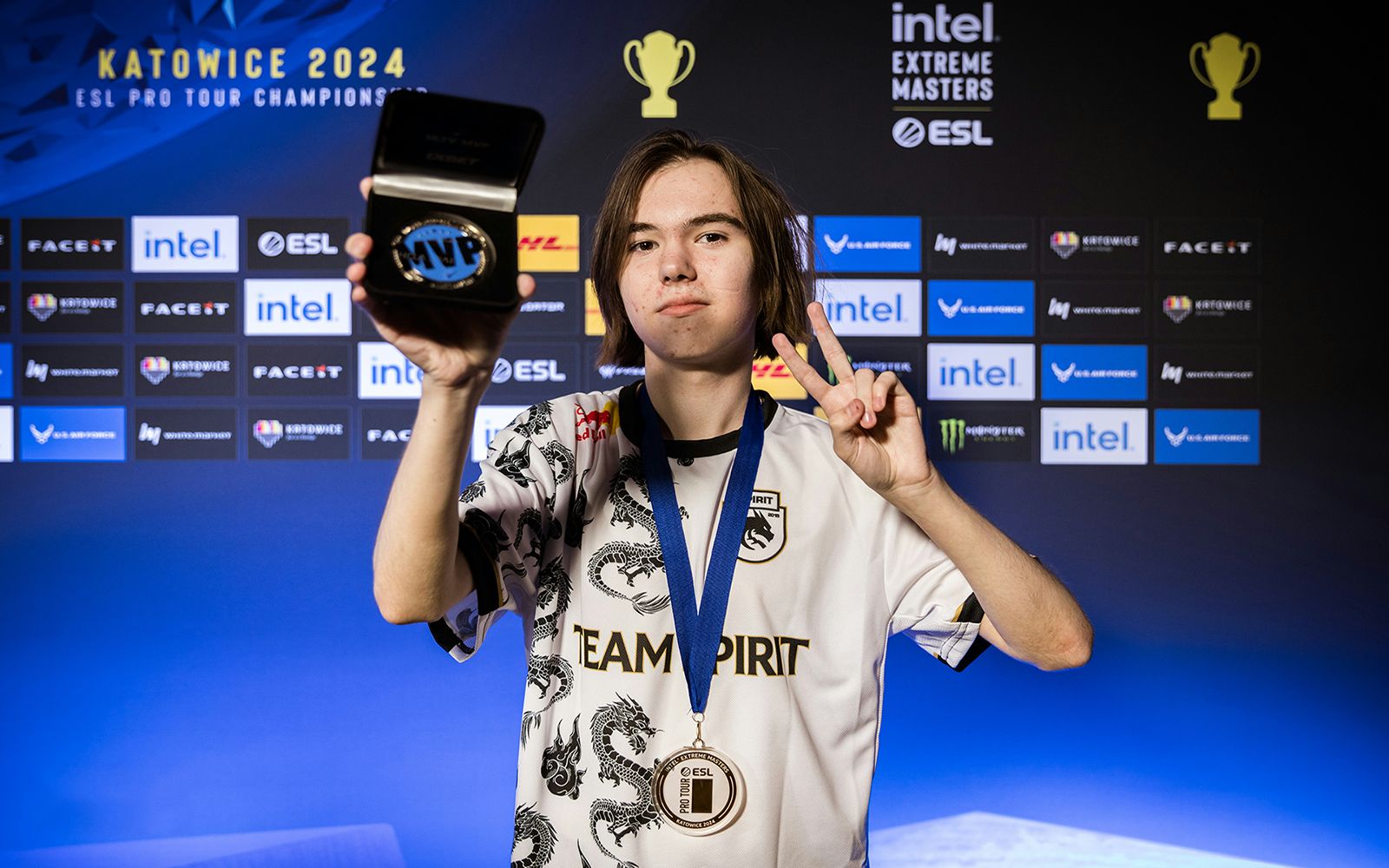 Thorin： 我认为 s1mple 现在不值300万美元